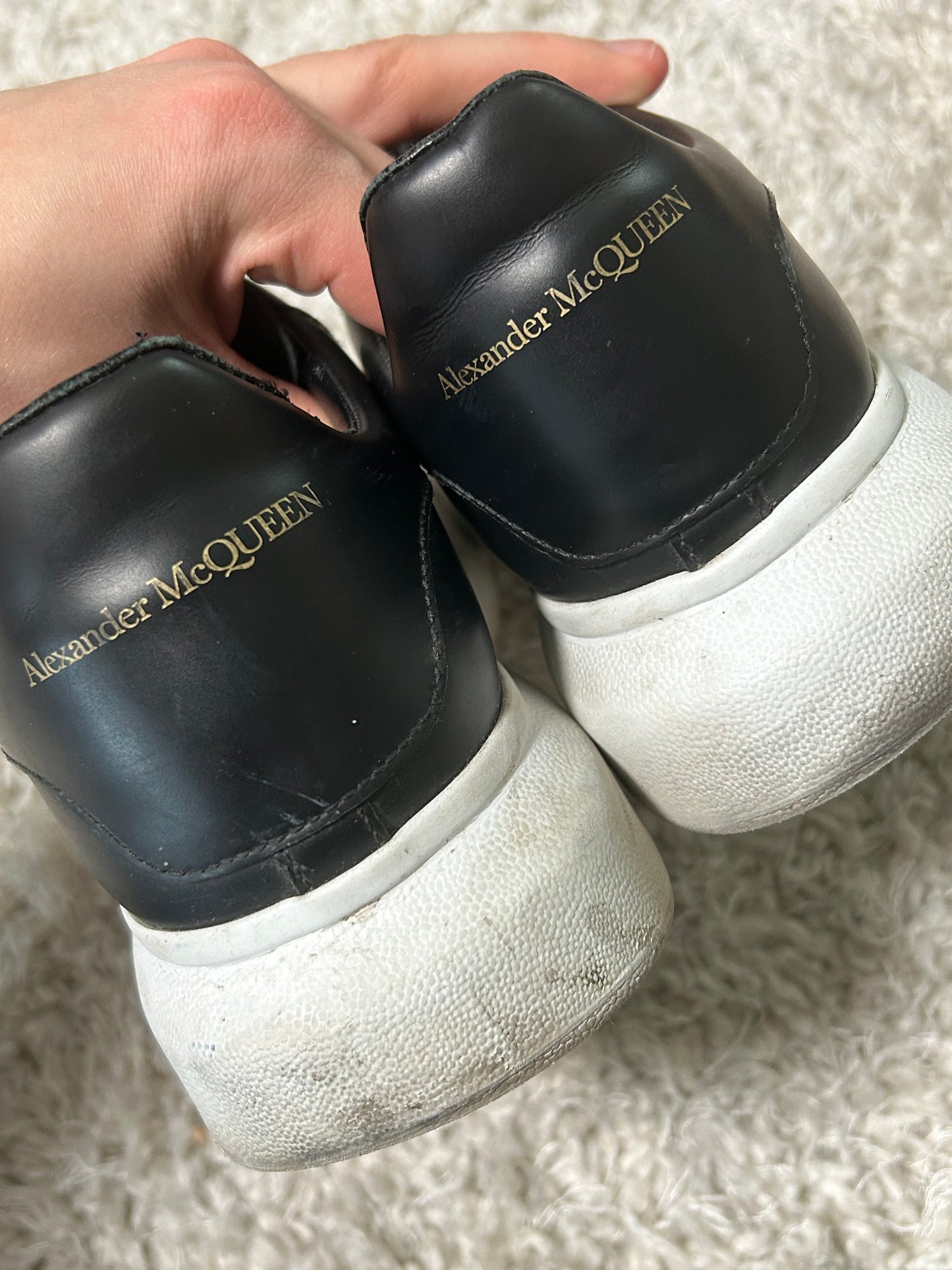 Alexander McQueen 42