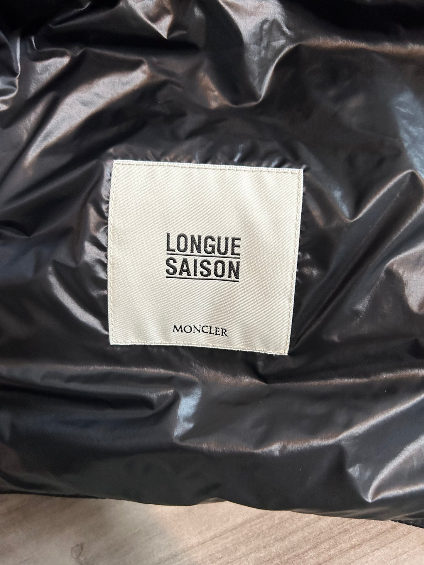 Moncler Qui Liivi 5 (M-L)