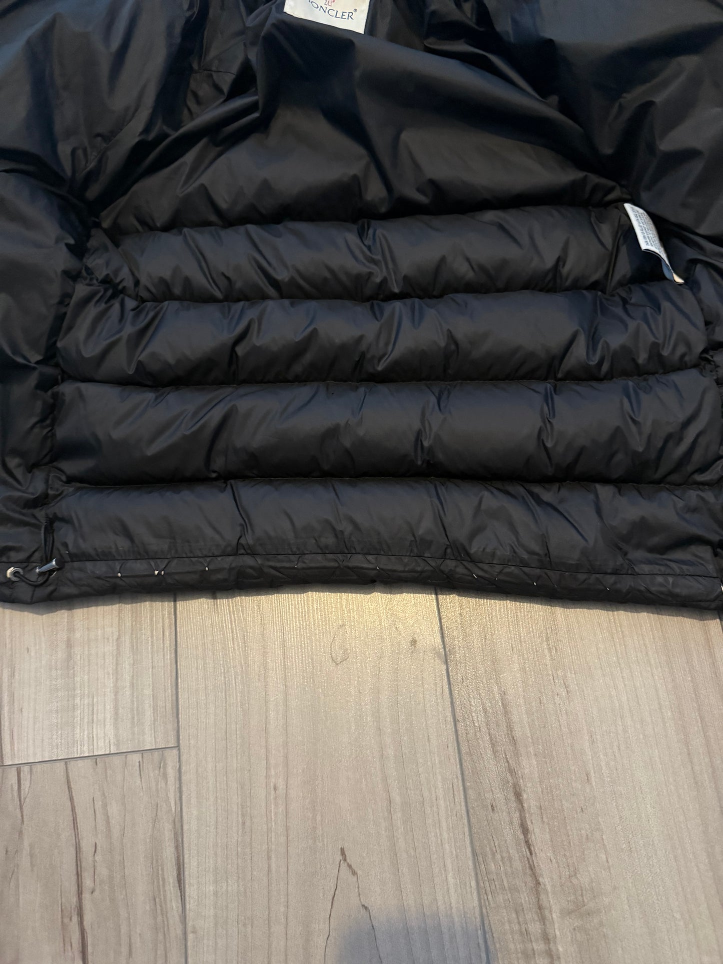 Moncler Himalay S (1)