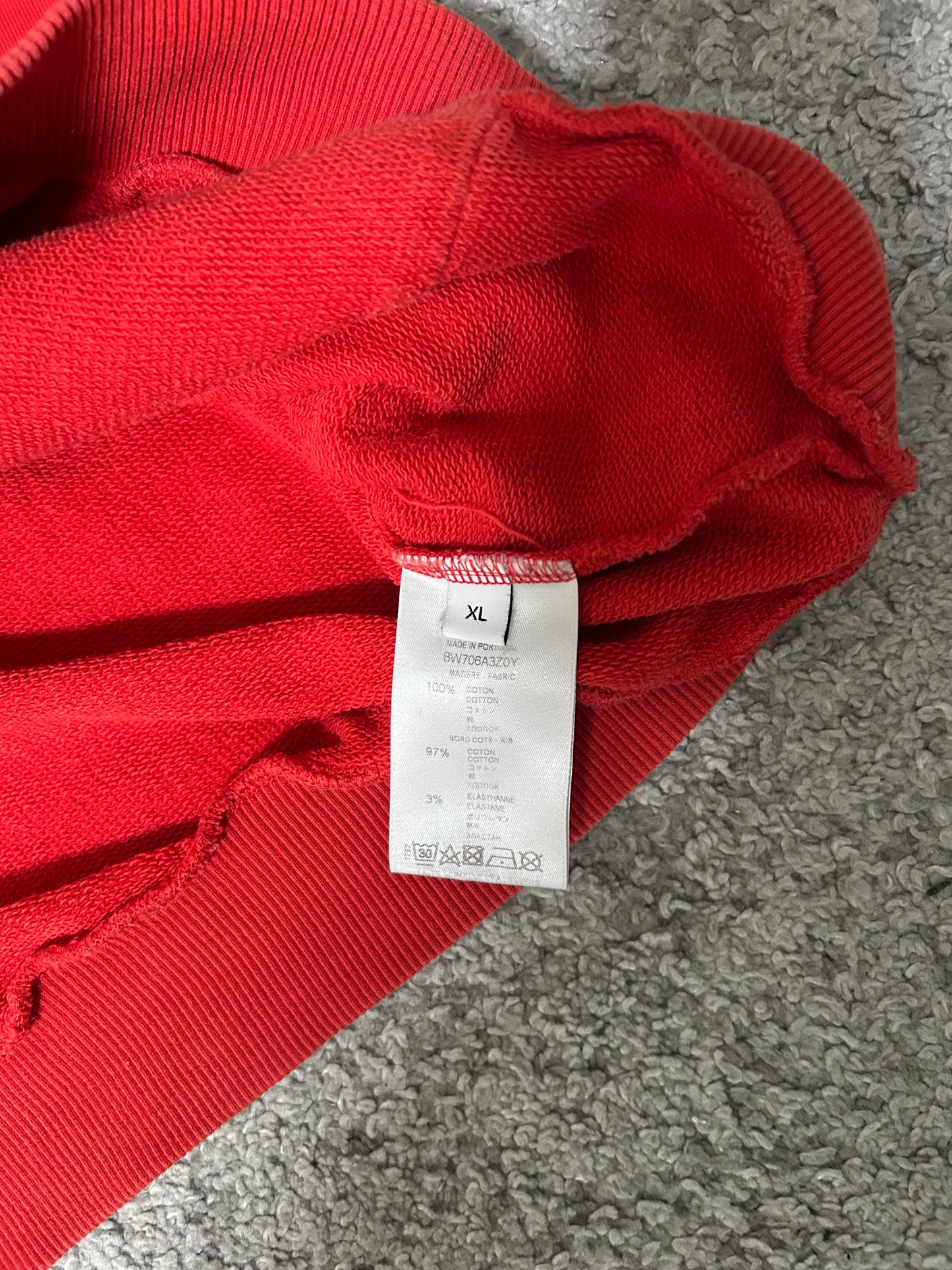 Givenchy Destroyed Logo Huppari M