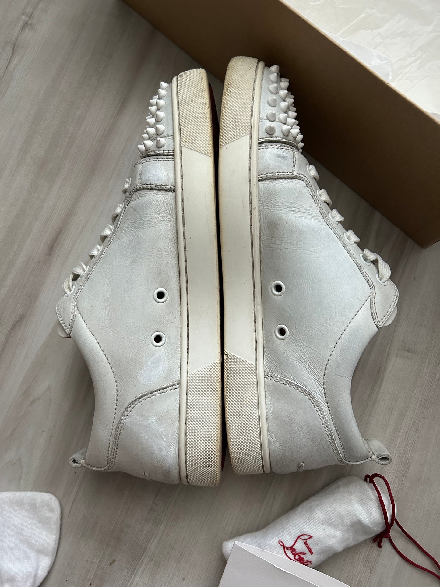 Christian Louboutin 42