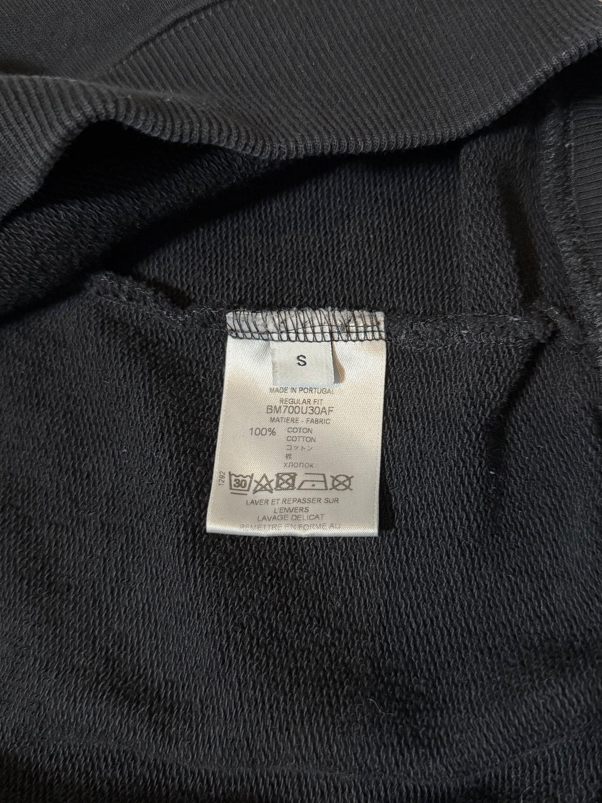 GIVENCHY DESTROYED LOGO COLLEGE L