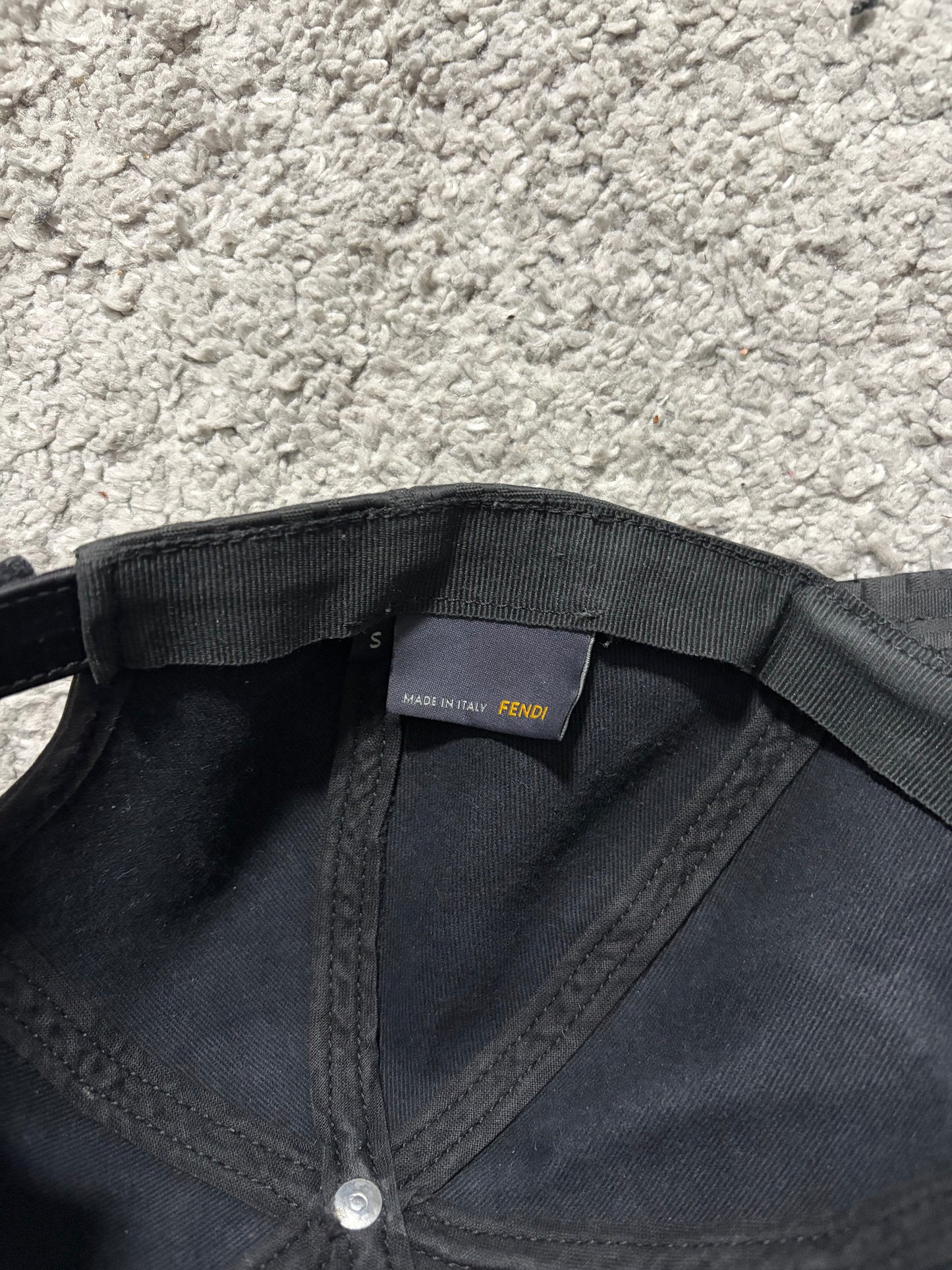 FENDI CAP S