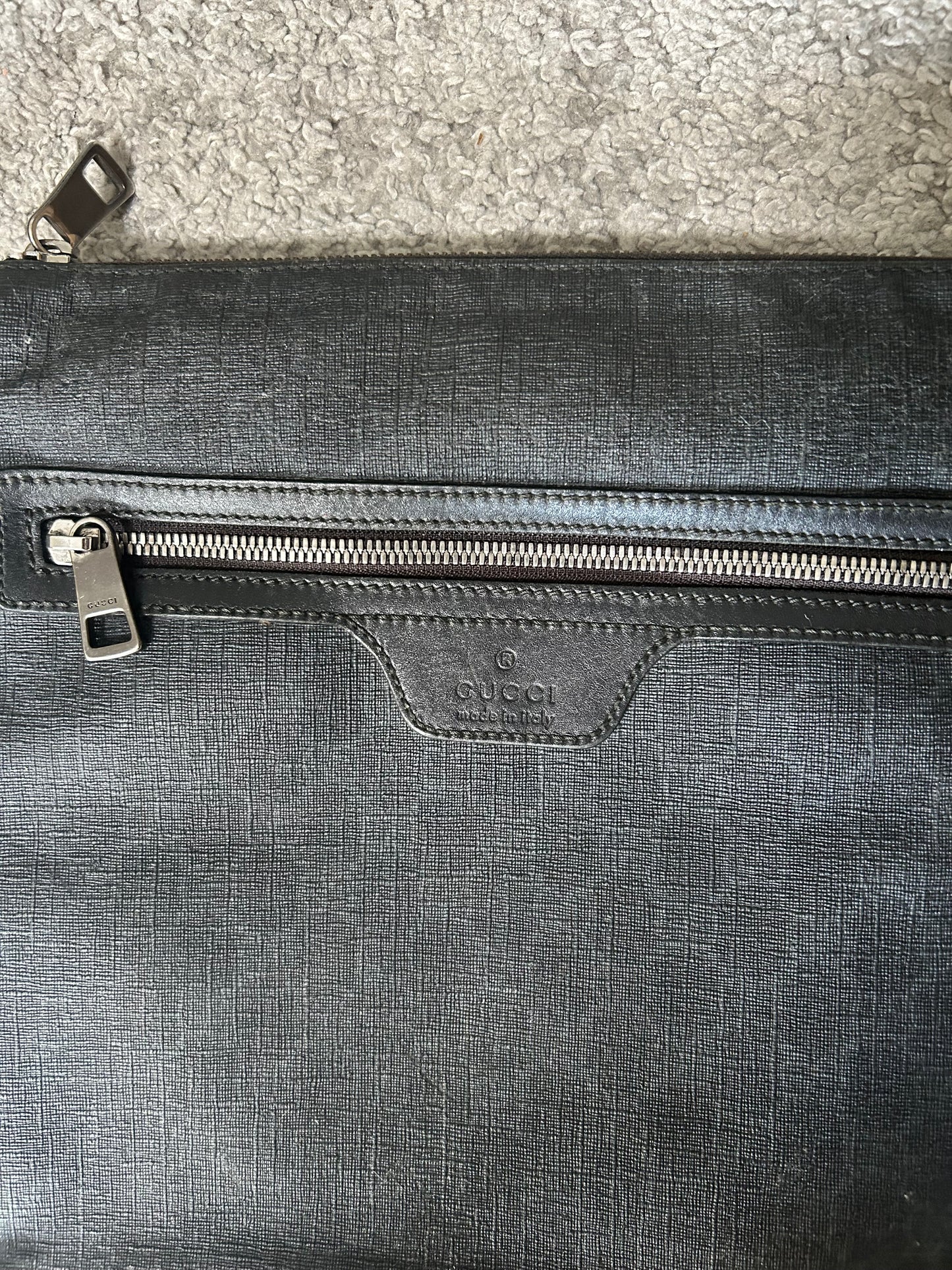 Gucci Messenger Bag