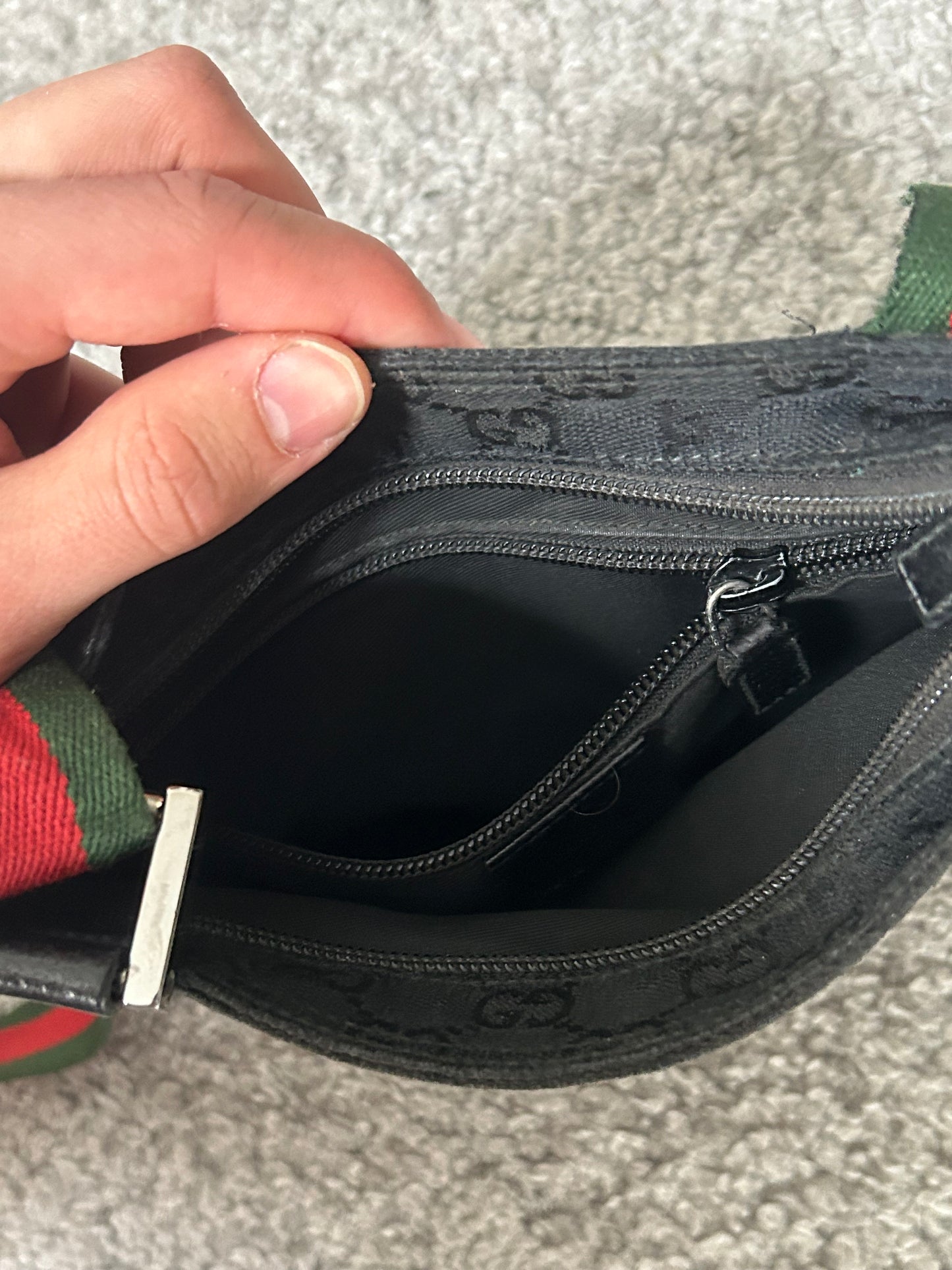 Gucci Messenger Bag