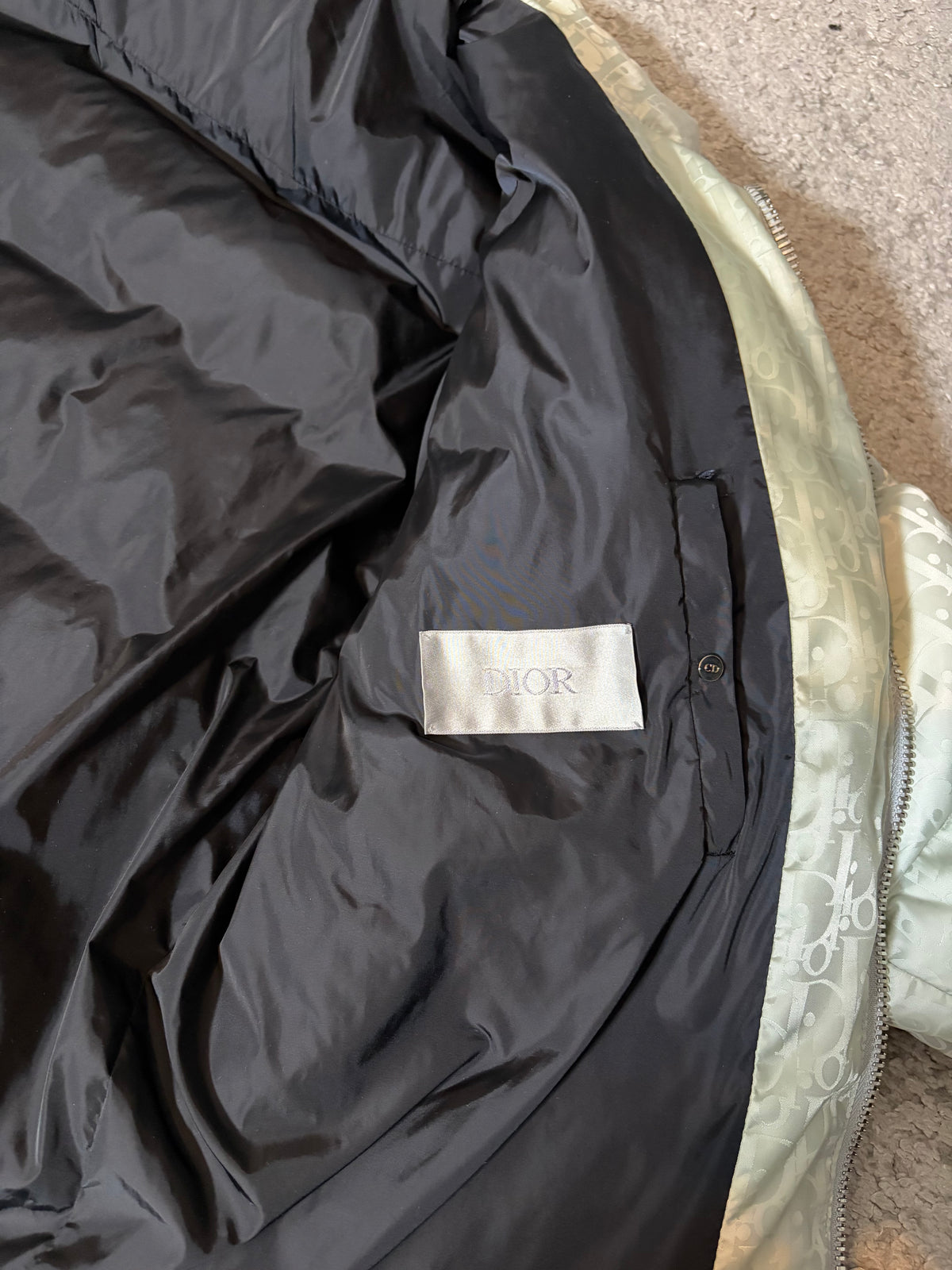 DIOR OBLIQUE PUFFER