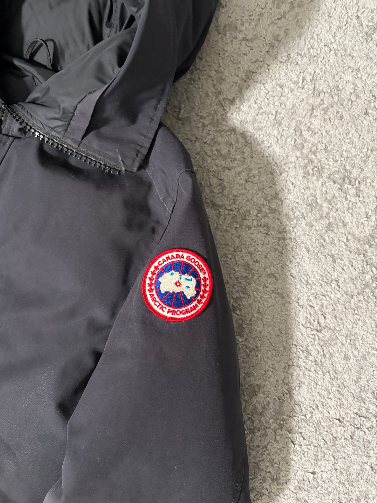 CANADA GOOSE CHATEAU PARKA L