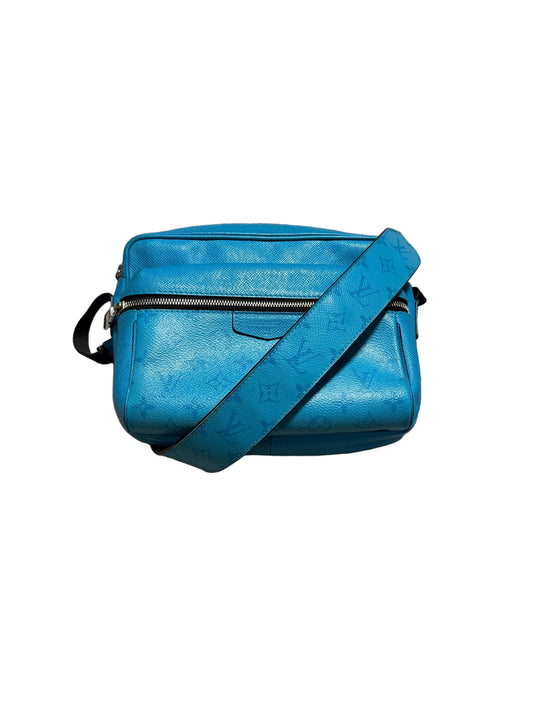 Louis Vuitton Taigarama Messenger laukku