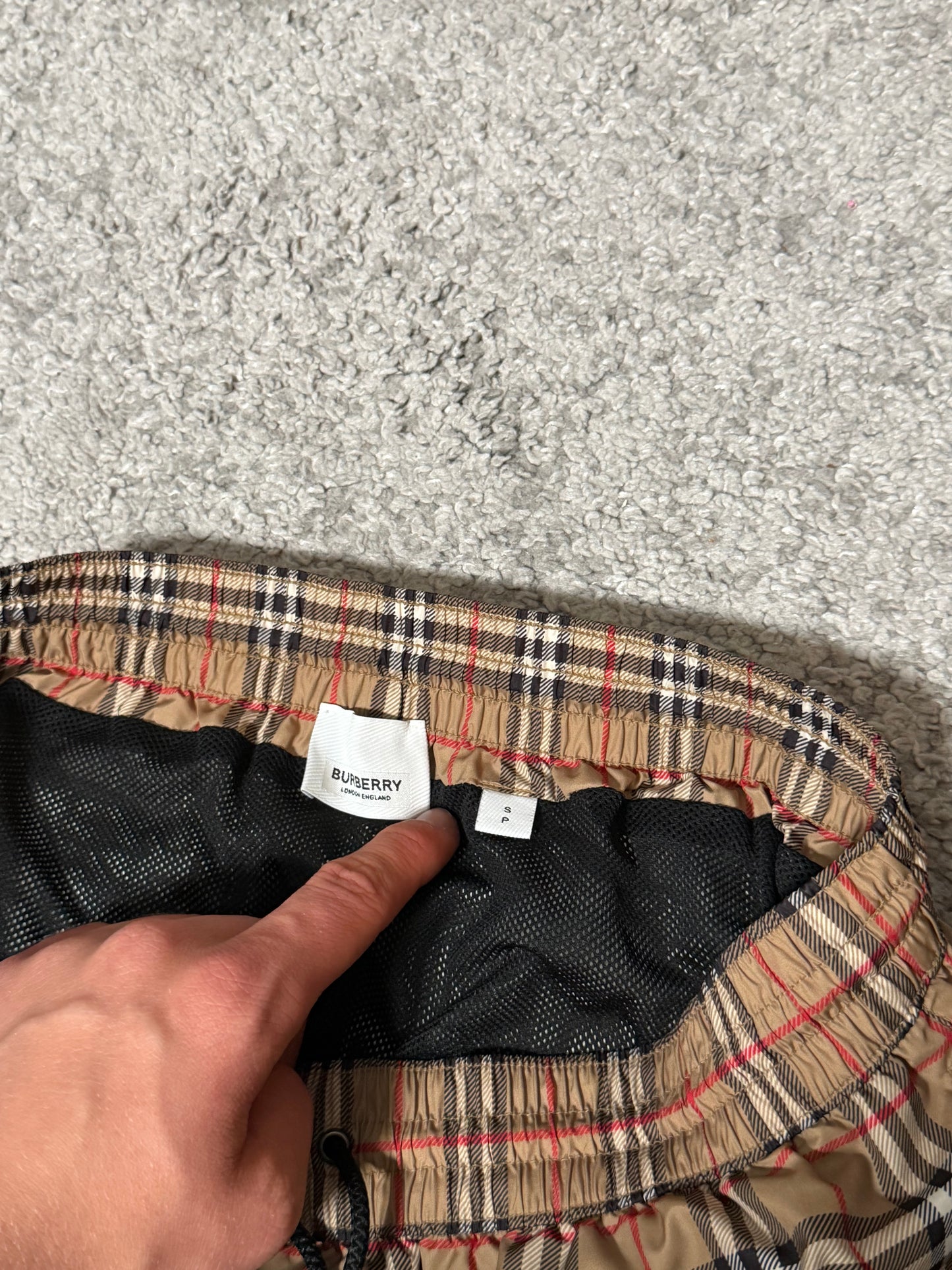 Burberry Uimashortsit S