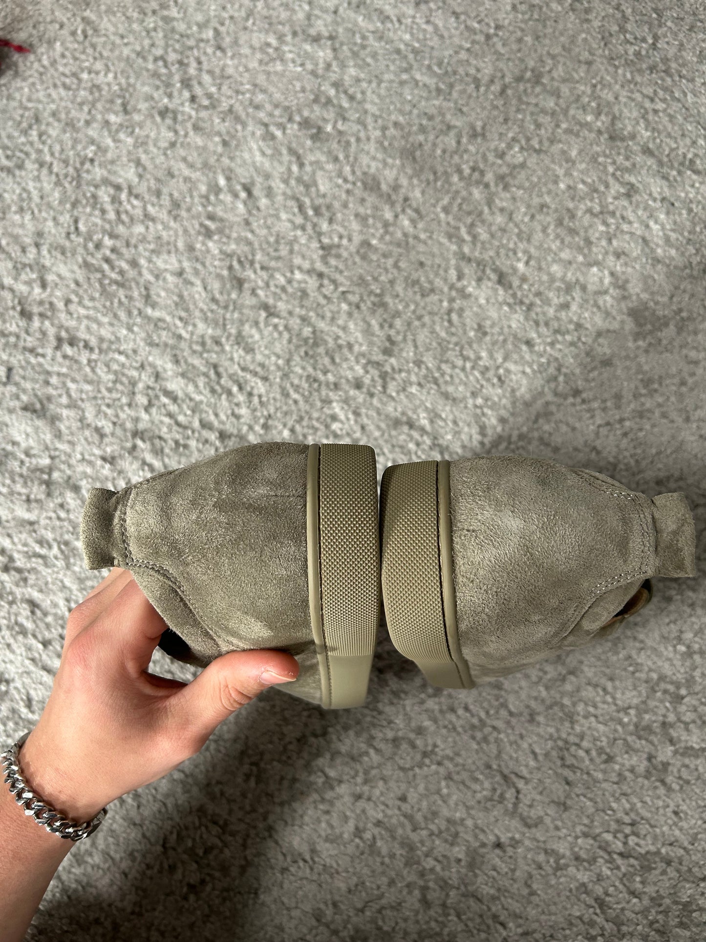 Christian Louboutin Spikeless 43