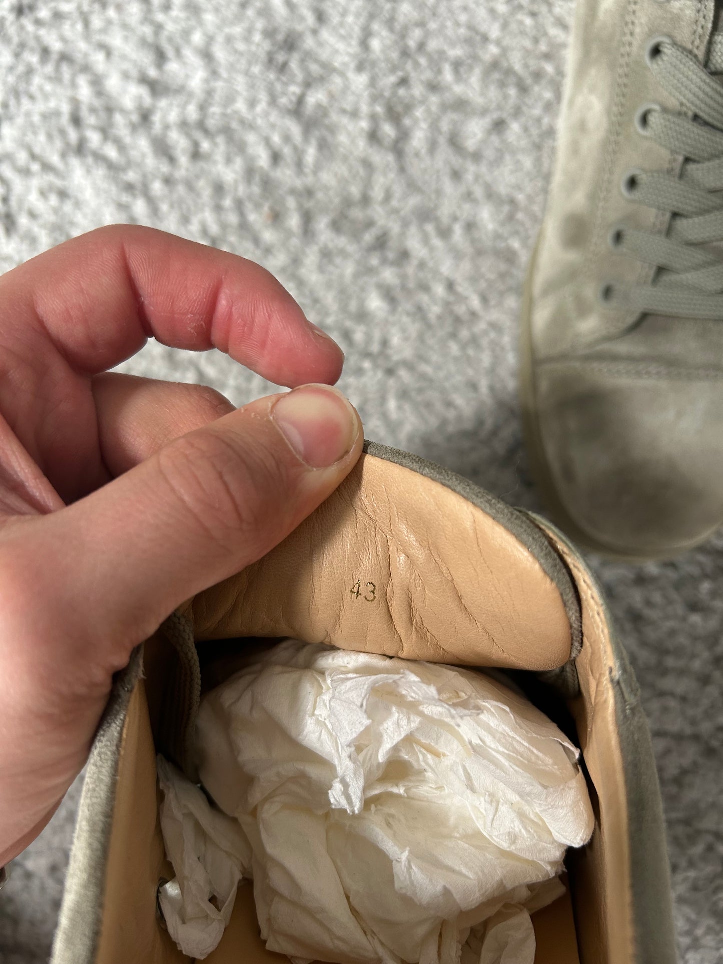 Christian Louboutin Spikeless 43