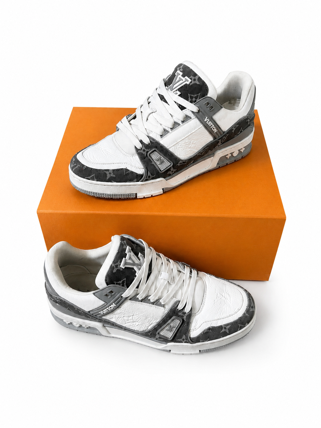 LOUIS VUITTON TRAINER KENGÄT 44