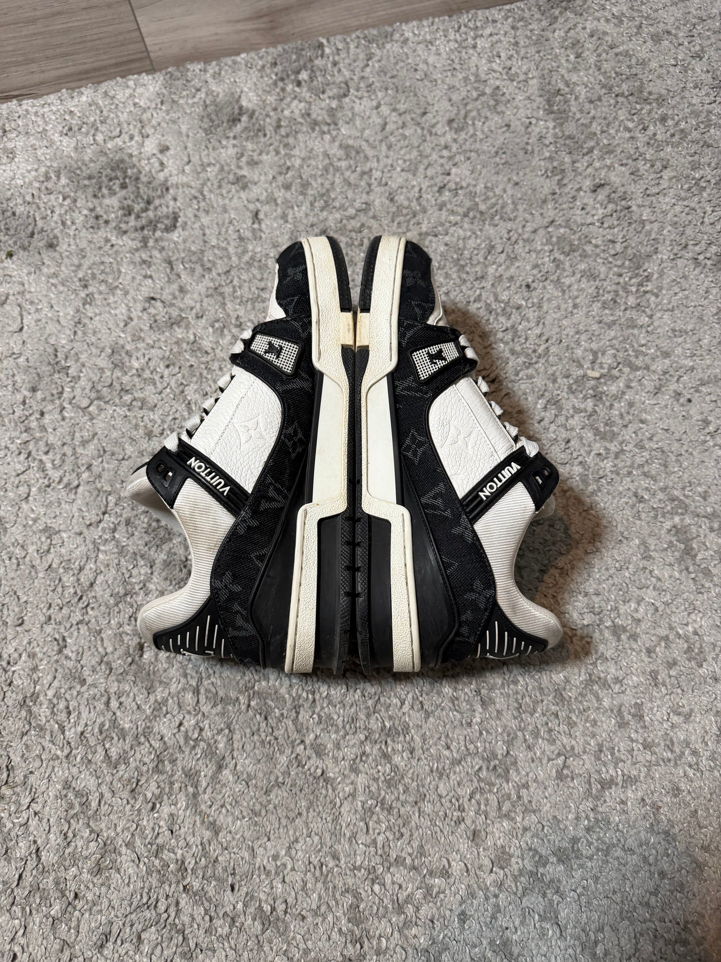 LOUIS VUITTON TRAINER KENGÄT