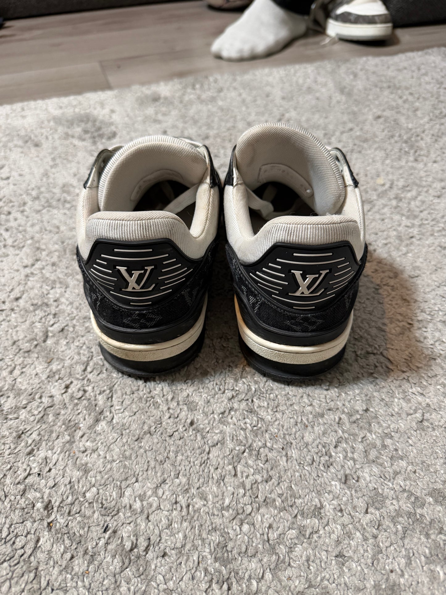 LOUIS VUITTON TRAINER KENGÄT